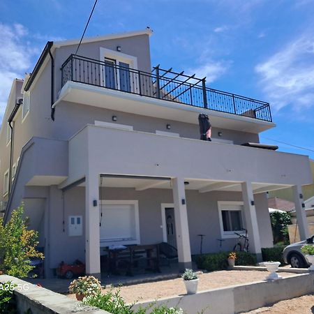 Apartments Tonci Трибунь Екстер'єр фото