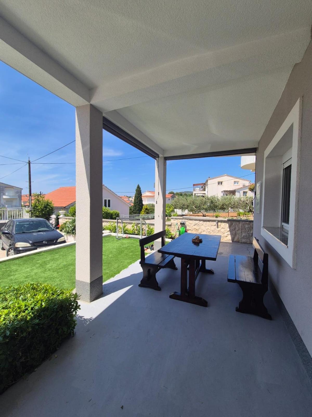 Apartments Tonci Трибунь Екстер'єр фото