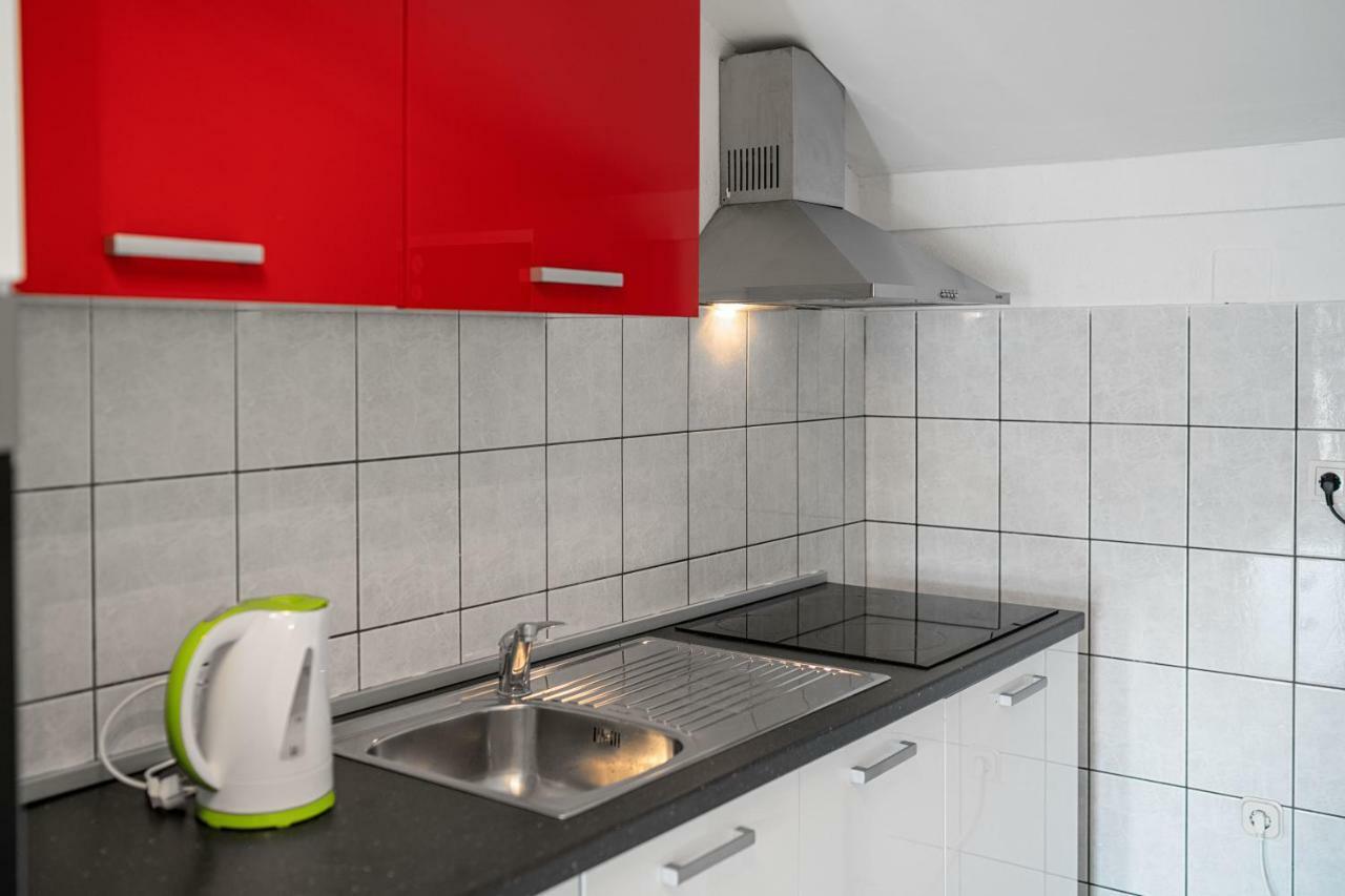 Apartments Tonci Трибунь Екстер'єр фото