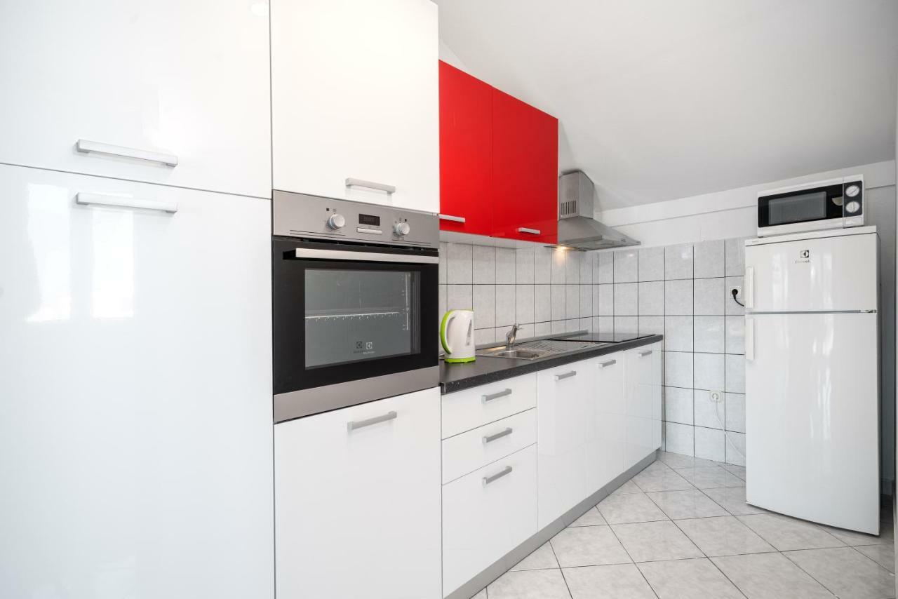 Apartments Tonci Трибунь Екстер'єр фото